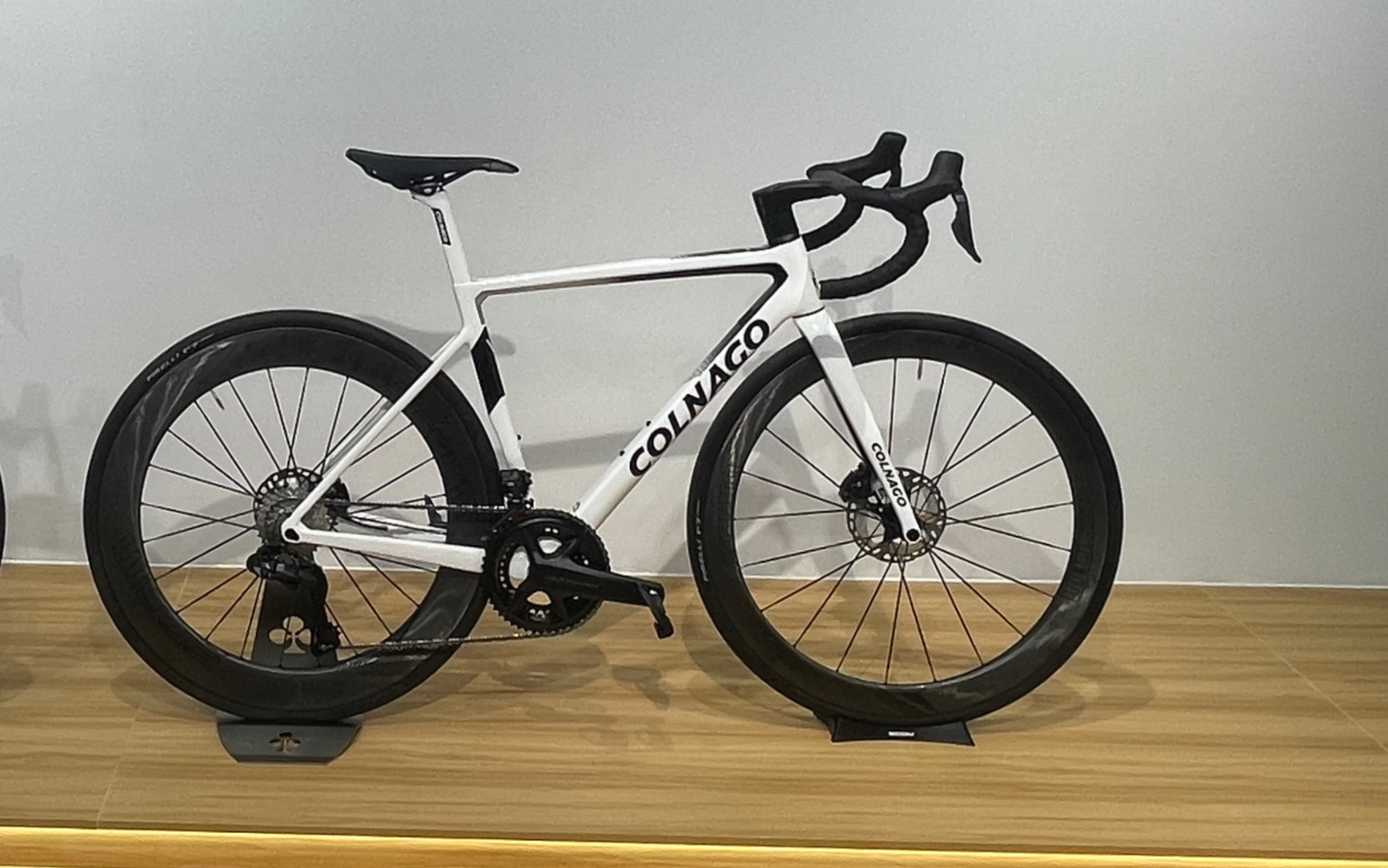 梅花v3开箱视频,整车重量只有7.72啊!