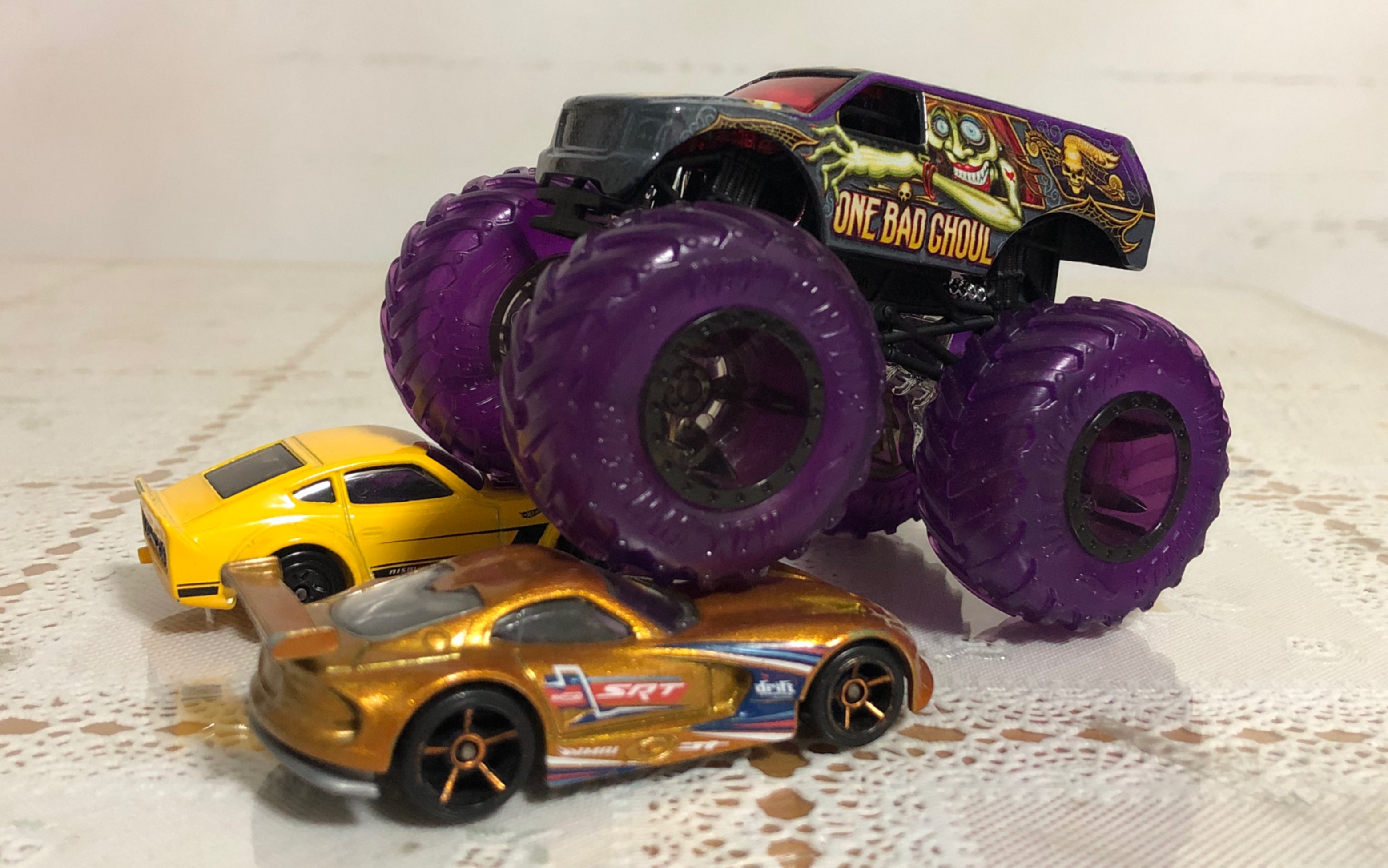 风火轮 hotwheels 狂野大脚车 僵尸车_哔哩哔哩 (゜-゜)つロ 干杯