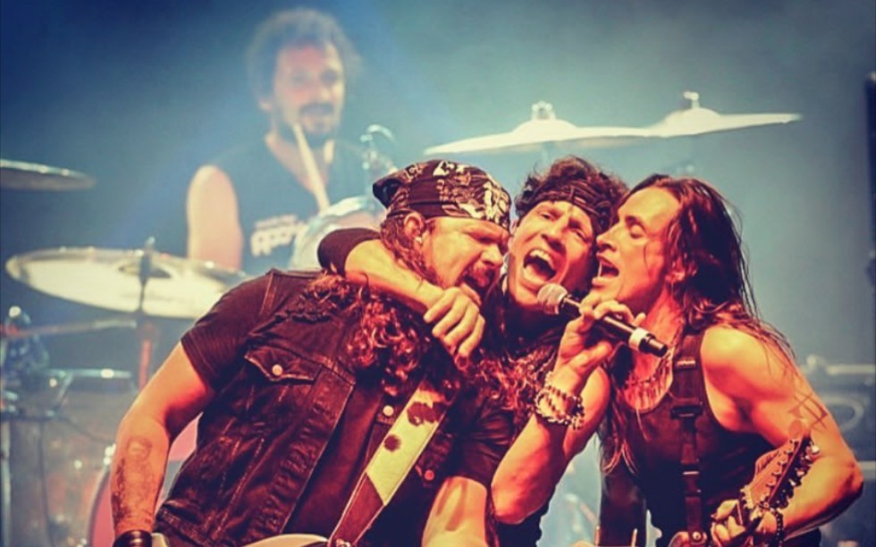 [extreme]极端乐队2008年采访 一小段live‖0:38开始采访_哔哩哔哩