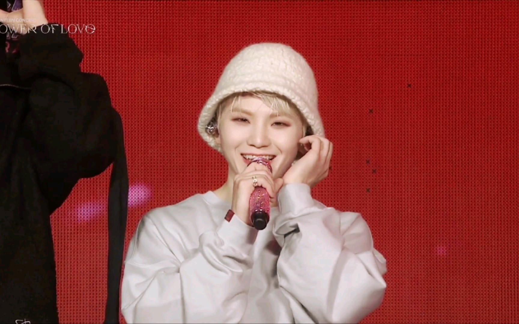 【woozi 李知勋】"为了成为你的明天,所以我活到了今天.