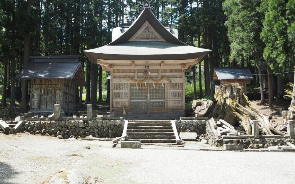 圣地巡礼博丽神社原型白马村雨降宫岭方诹访神社和城岭神社搬运