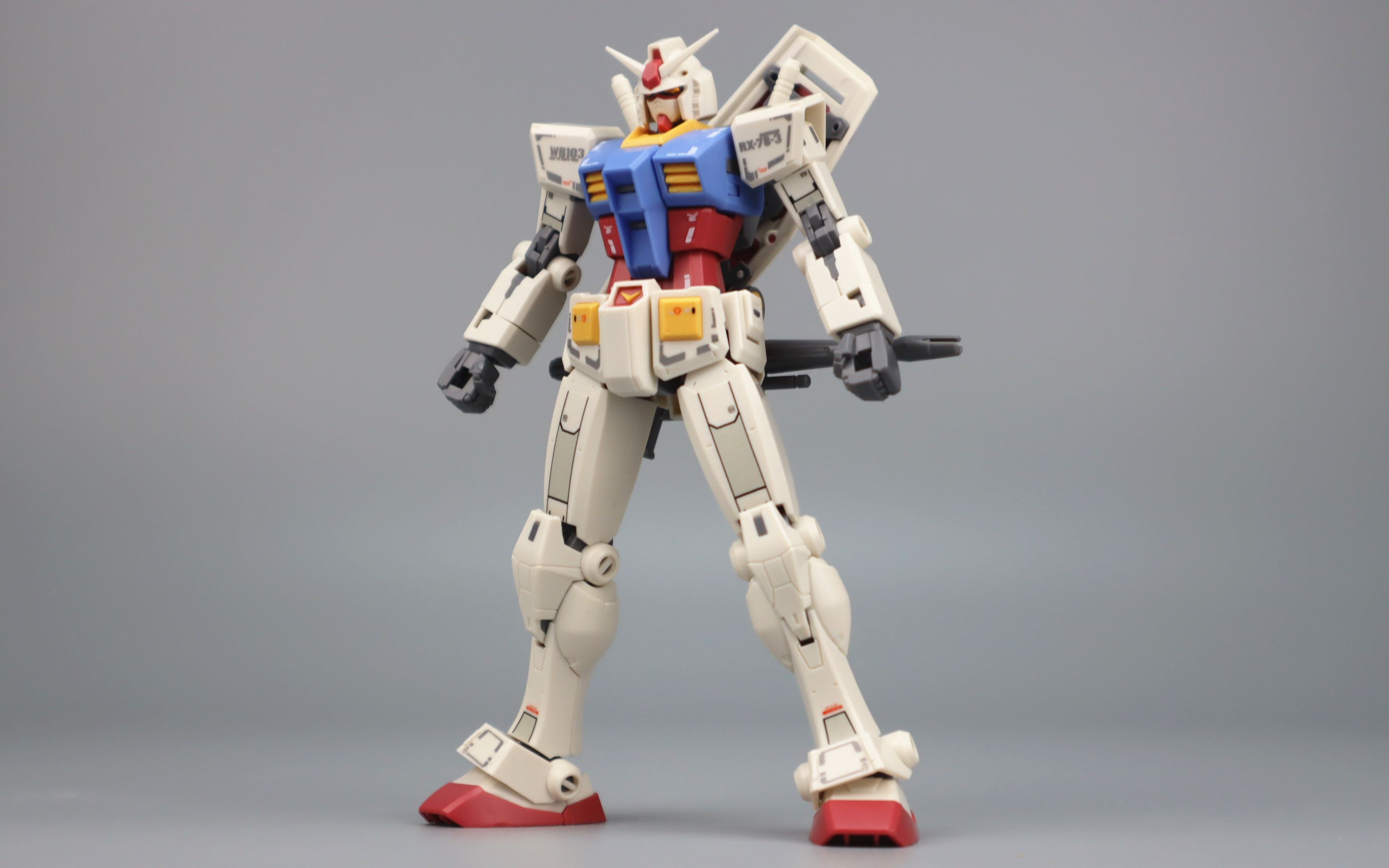 【简单分享】闪闪模型 hg rx-78-2超越全球版_哔哩哔哩_bilibili