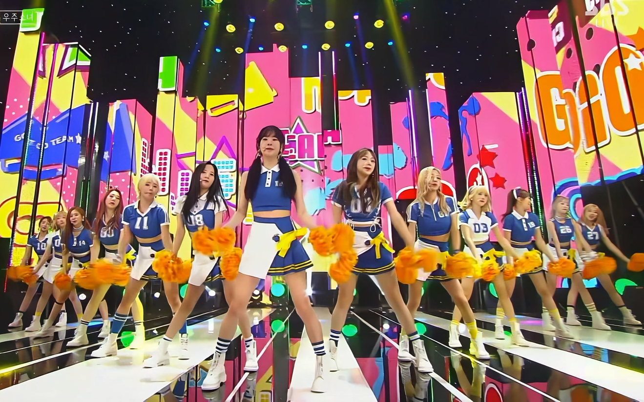 【4k 舞台】宇宙少女《 happy 》sbs人气歌谣 20170618