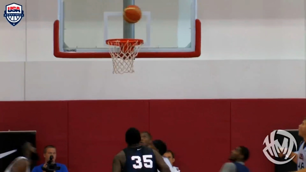 来欣赏下欧文的运球盛宴