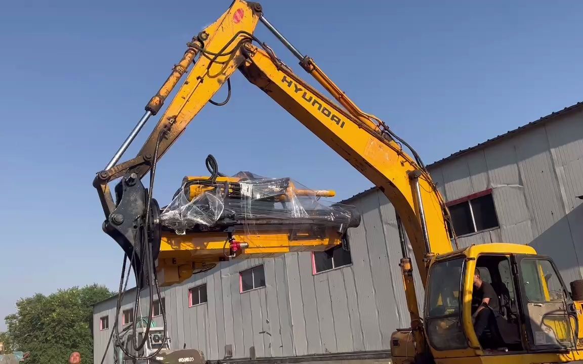 机载式液压劈裂机车间试机 挖掘机钻裂一体机矿山开采岩石爆破