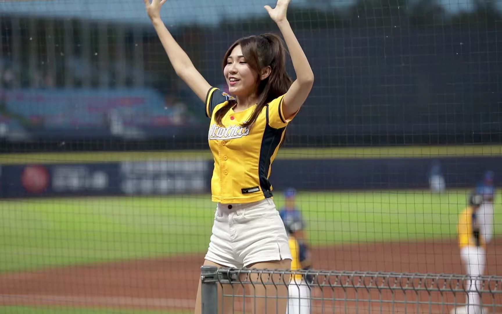 进场 文明观球 台湾啦啦队00044