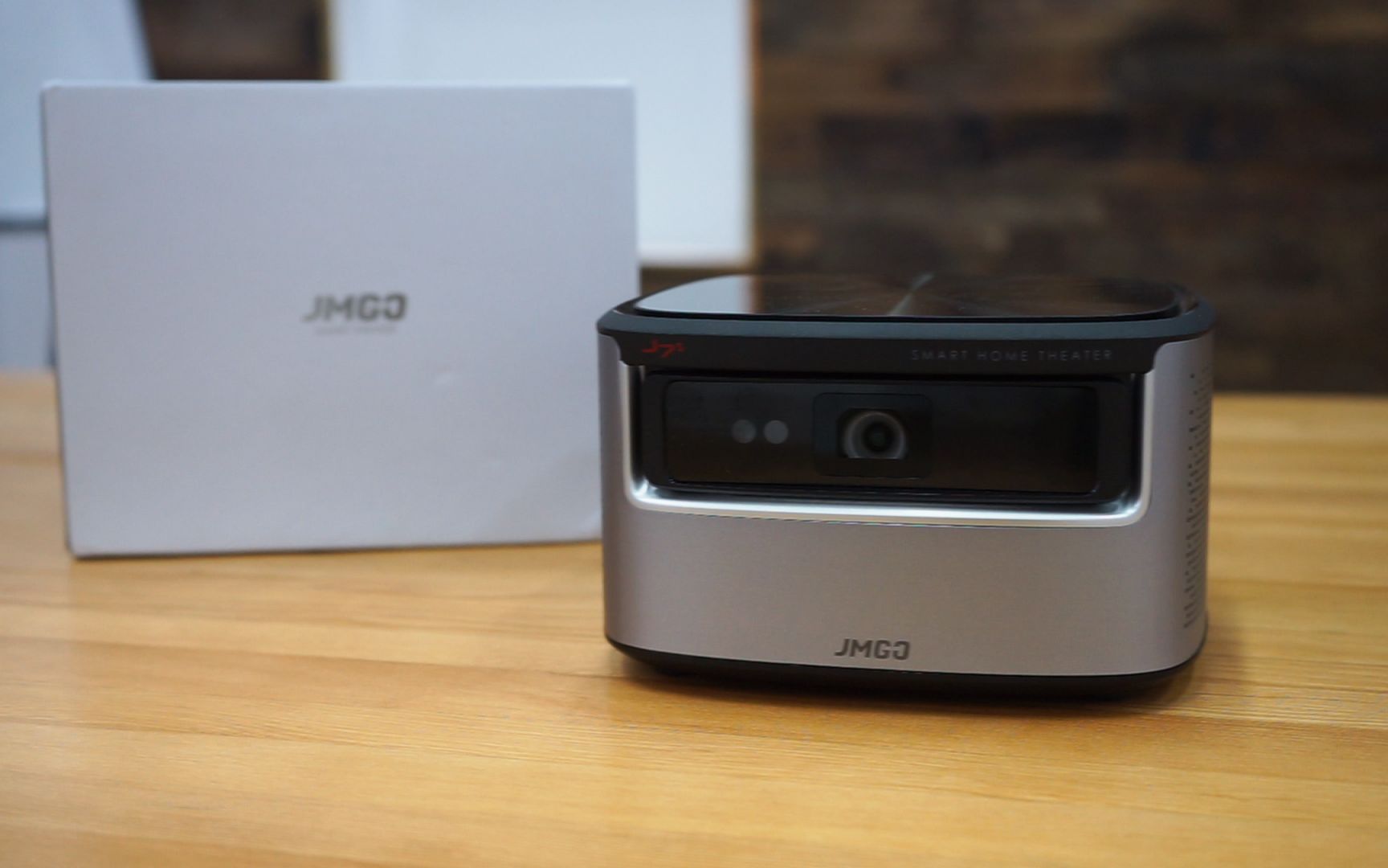 坚果j7s智能投影体验_哔哩哔哩 (゜-゜)つロ 干杯~-bilibili