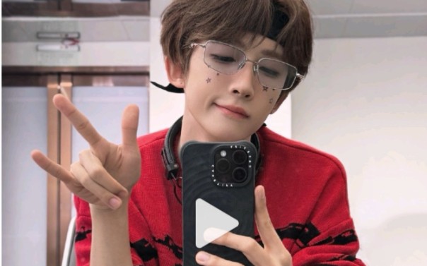 【刘宇】231114 微||博 直播 明天〈15号〉中午12点 刘宇首张个人迷你