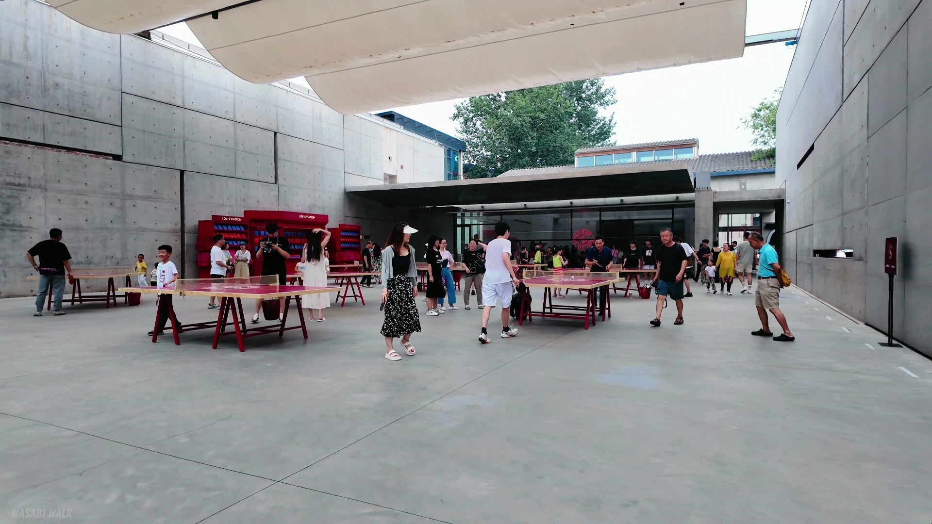 【Beijing Walk】北京朝阳区・798 Louis Vuitton 路易威登「北京范儿」限时空间|2024/07【4K/原创】云旅行・放松解压城市环境音哔哩哔哩bilibili