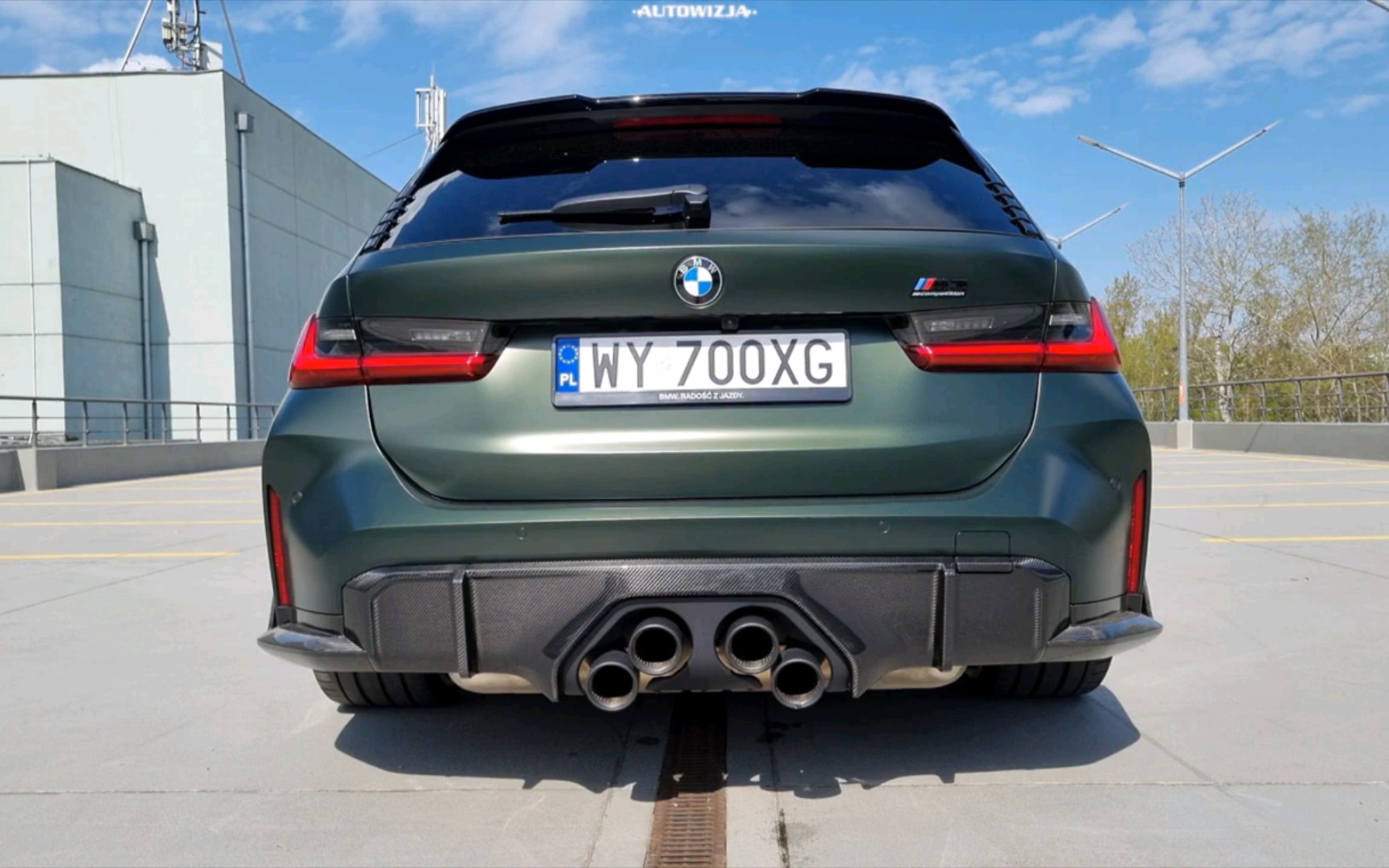 bmw m3 vs bmw m340i sound & acceleration