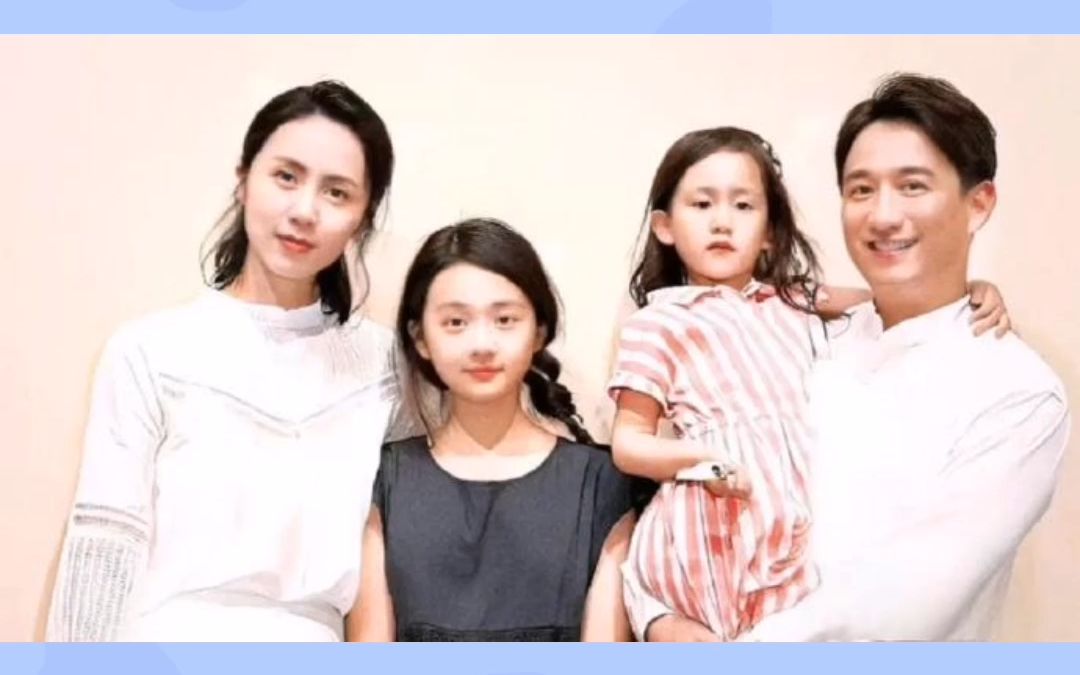 黄磊一家五口现身乌镇戏剧节