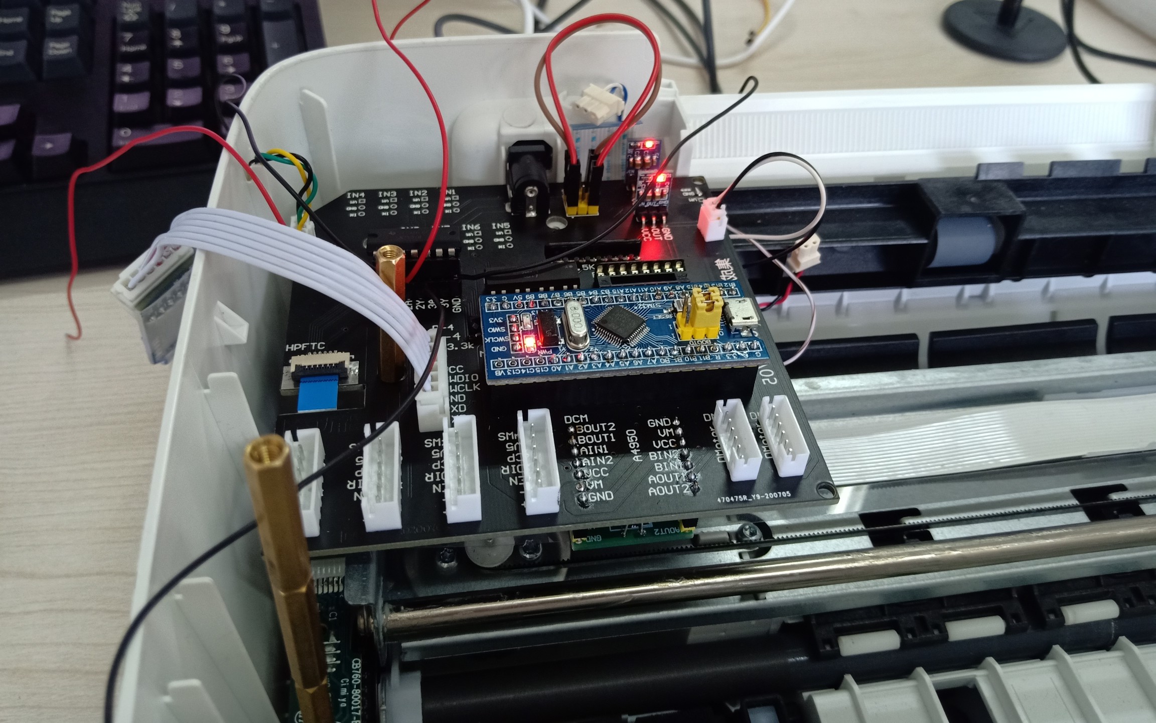 STM32F103C8T6 直流电机PID 速度环控制,HP 反转离合机构驱动调试及步进电机联动哔哩哔哩bilibili