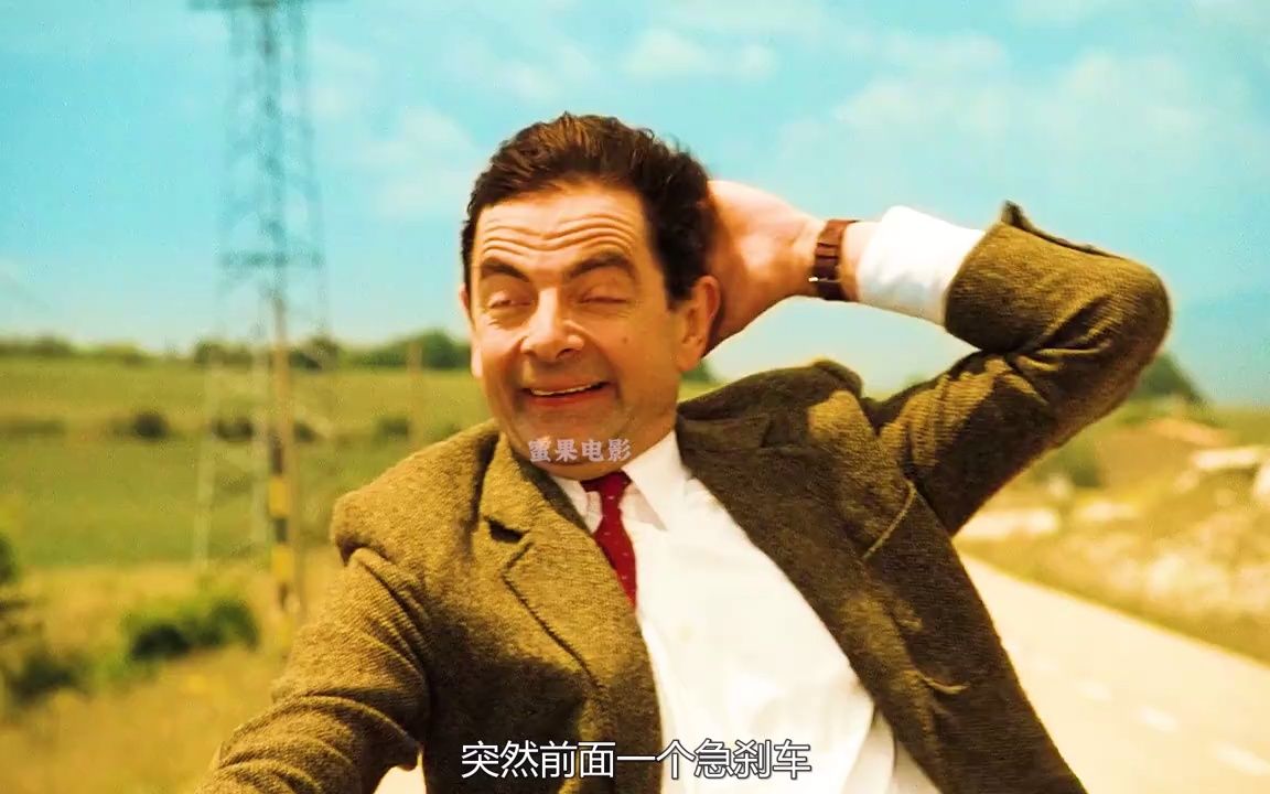 憨豆的黄金周憨豆哥为了赚取车费跑到了大街上跳舞卖艺