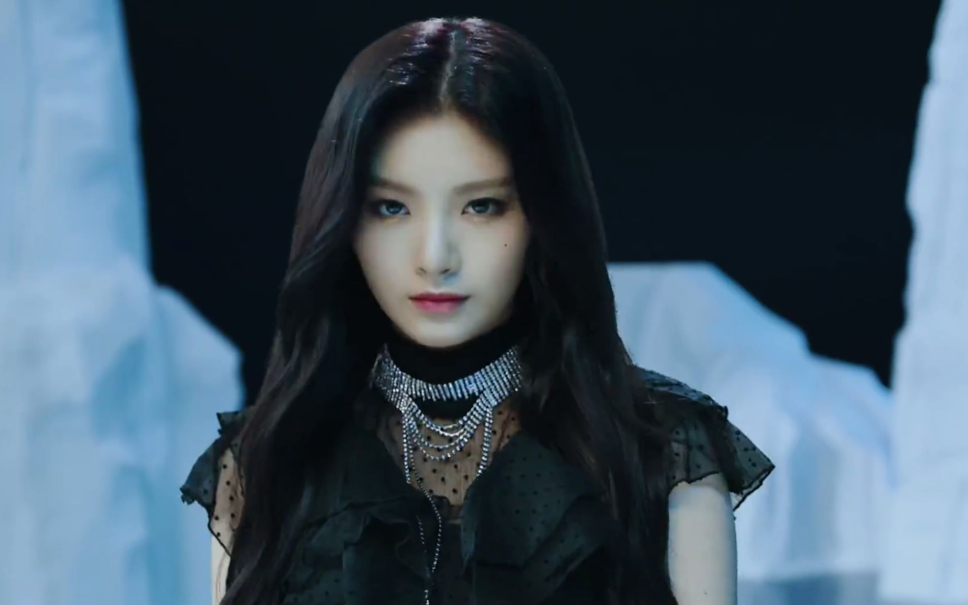 everglow最新回归《dun dun》mv中上瘾的部分 怡人part_哔哩哔哩 (゜