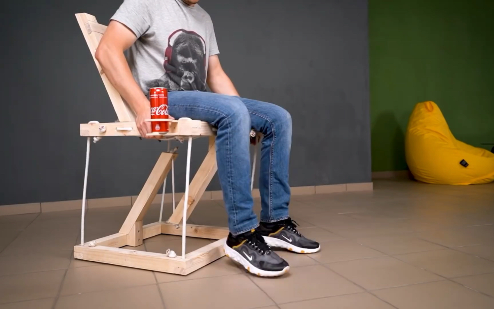 反重力桌子到底是怎么做到的?它是什么原理?