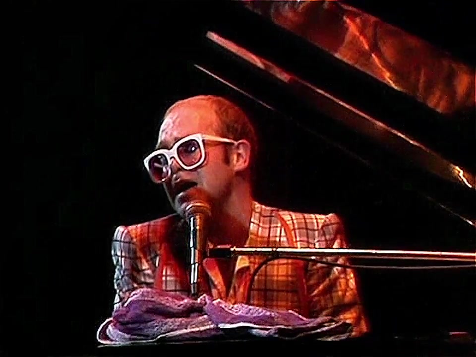 [图]【Elton John】Someone Saved My Life Tonight (Live in Edinburgh 1976)