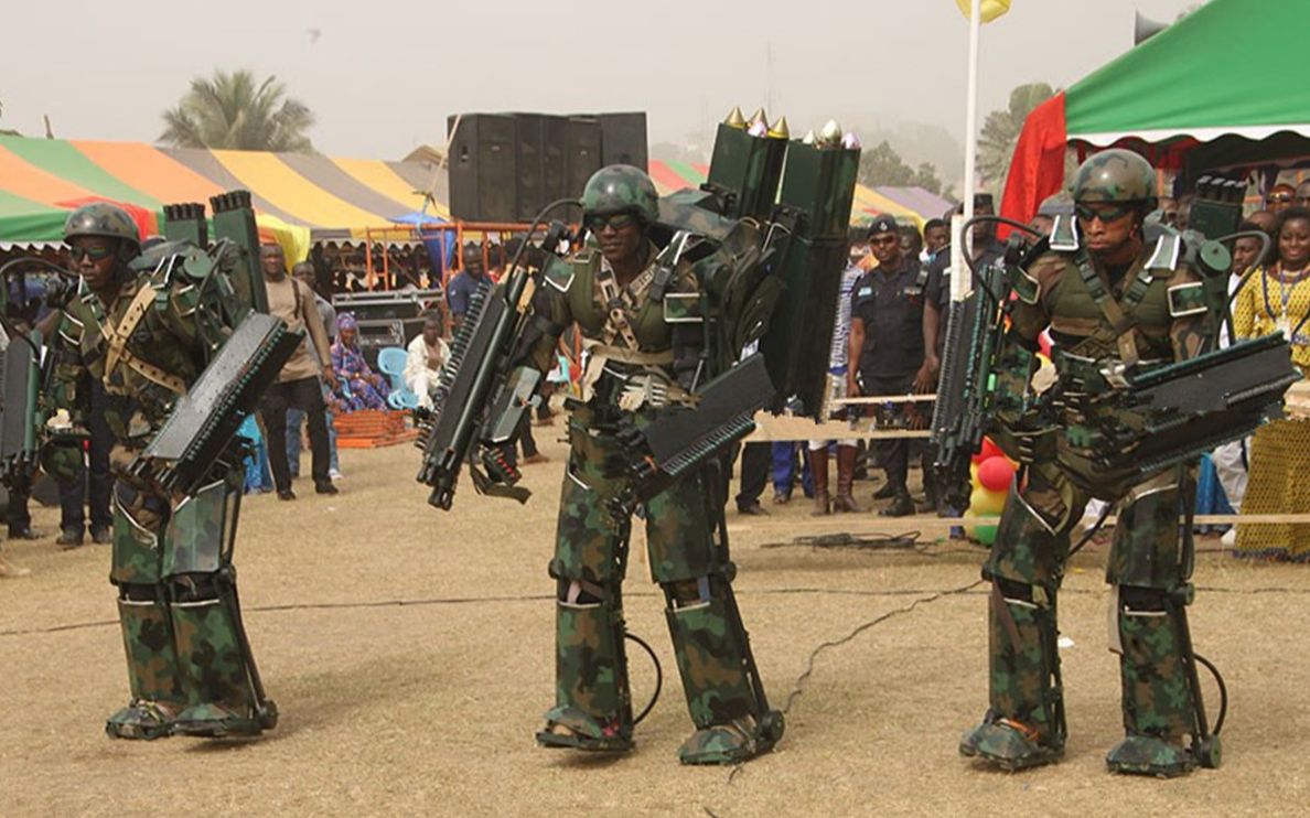 非洲黑科技钢铁侠高达纷纷亮相加纳武器展演