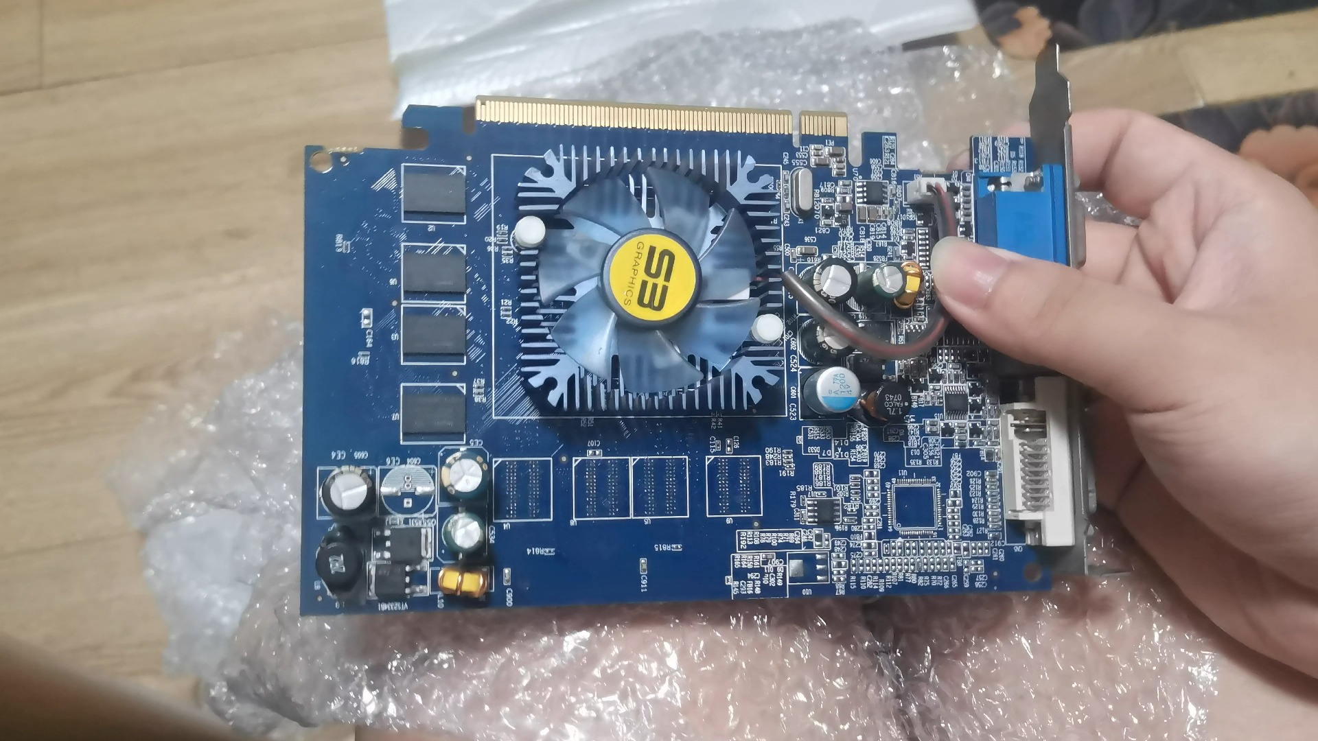 60包邮的s3 martix风扇坏显卡开箱华为matepad10.8麒麟995录像测试