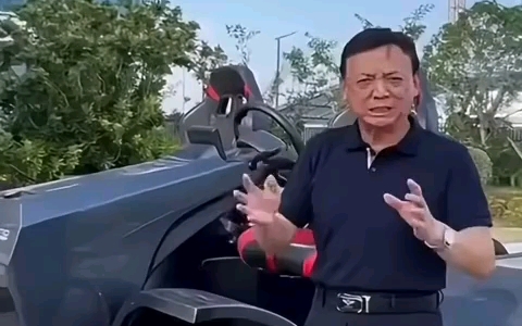 宁德时代：你们只需要造 5 个沙发一个外壳一个标，剩余的我都给你配套好了。