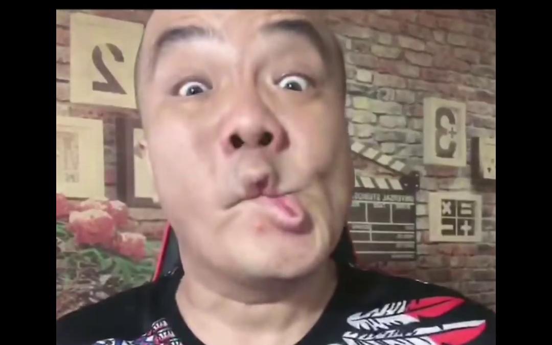AI:刀哥的表情能有多抽象?_哔哩哔哩_bilibili