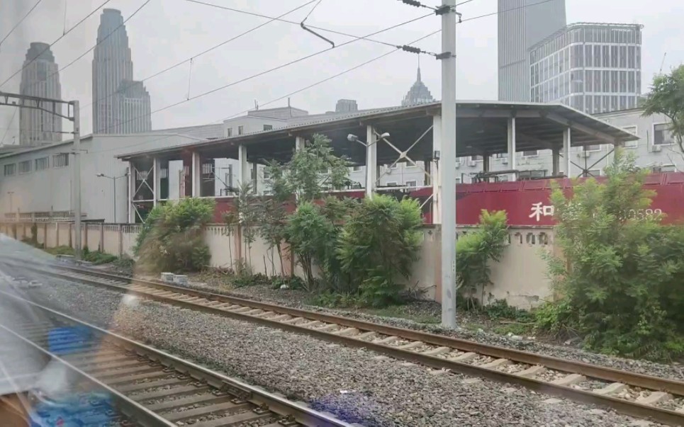 [中国铁路]k2287次停靠天津站(昆明-长春)