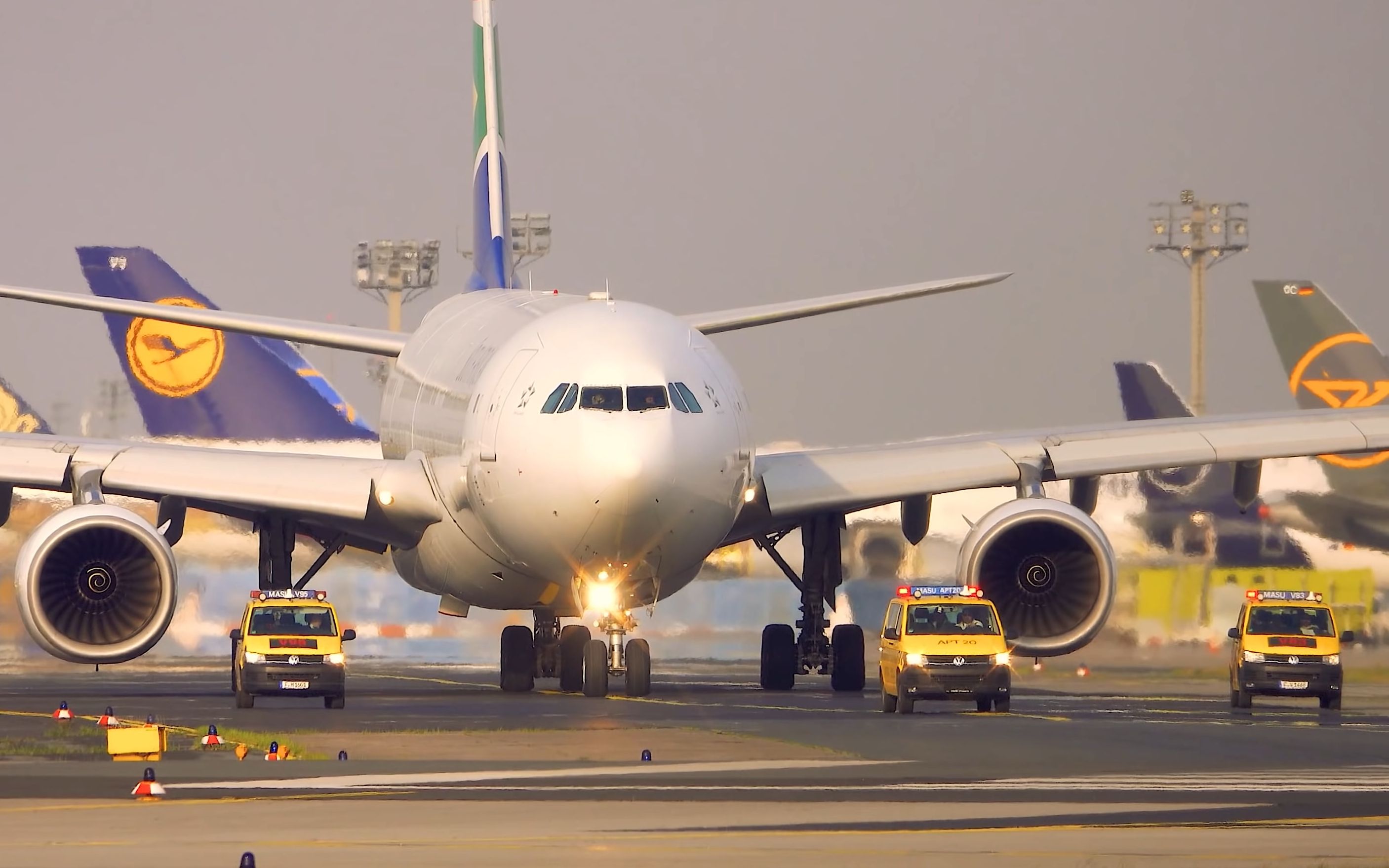 【fra】法兰克福机场 南非航空a340最后的护航last escort 飞机近距离