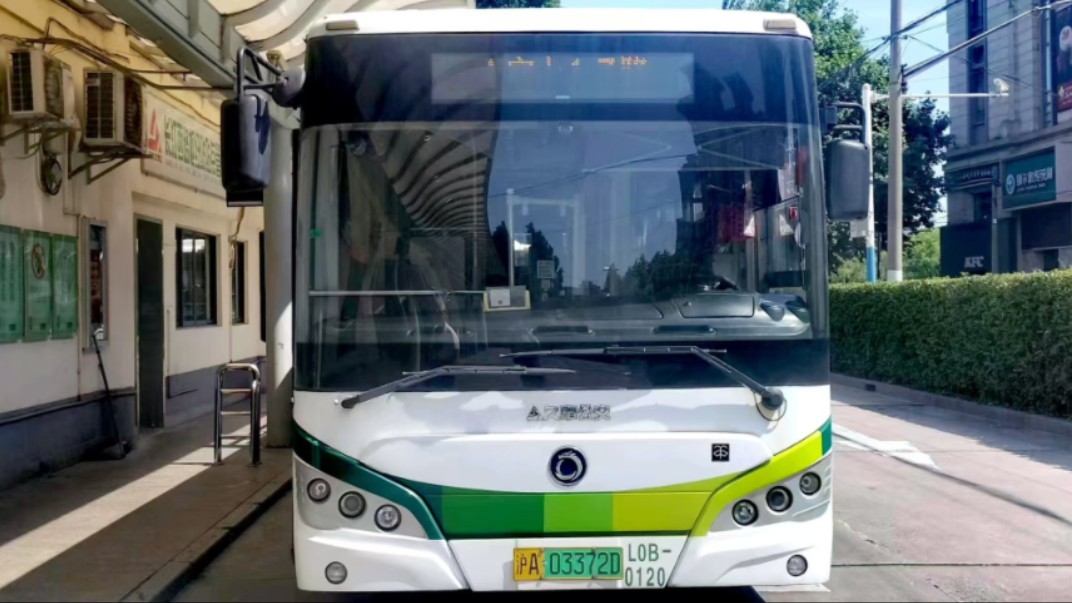 (巴士五公司)上海宝山17路公交车运行(共和新路长江西路往共和新路