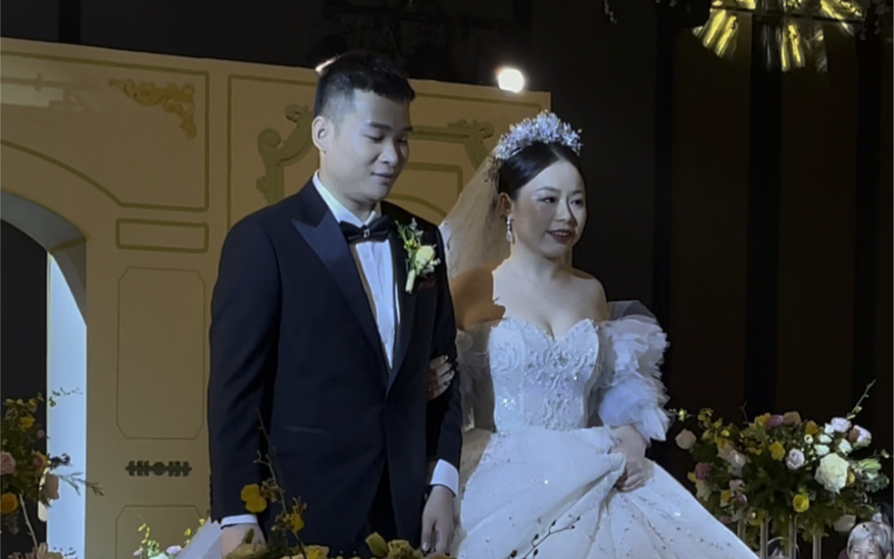 噗噗和林先生从校园开始的五年爱情圆满礼成!