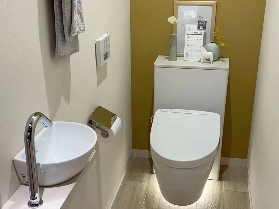 toto本土版悬浮式壁挂马桶带储物柜型日本直采直发,确保全新原装进口!