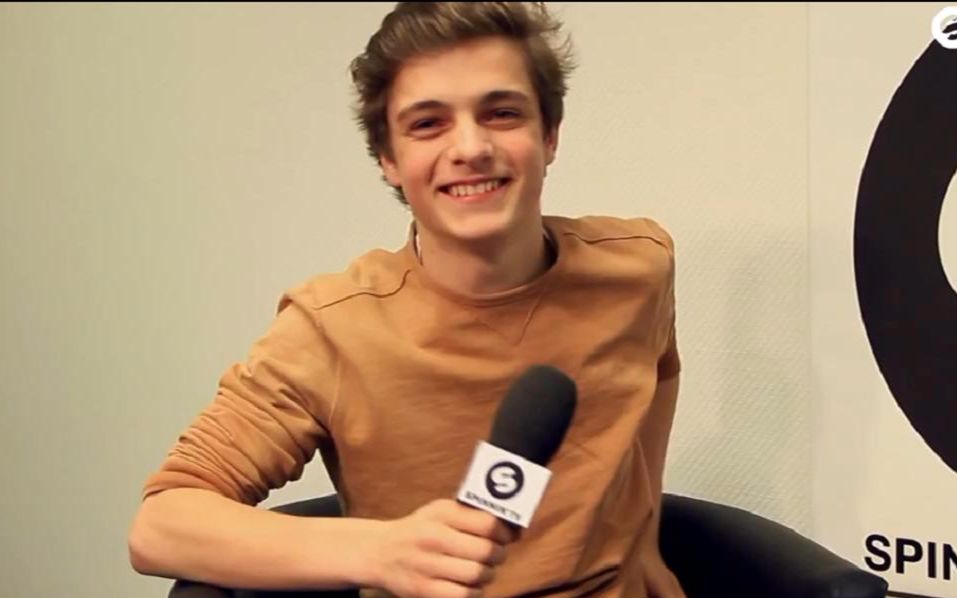 spinnin tv presents q&a with martin garrix