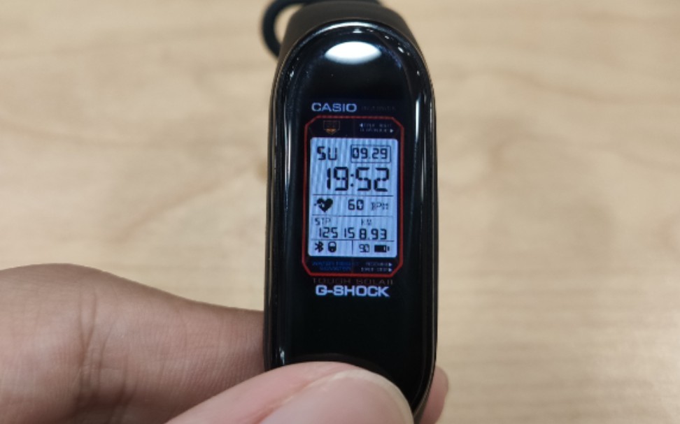 卡西欧?为什么我的小米手环和你不太一样?