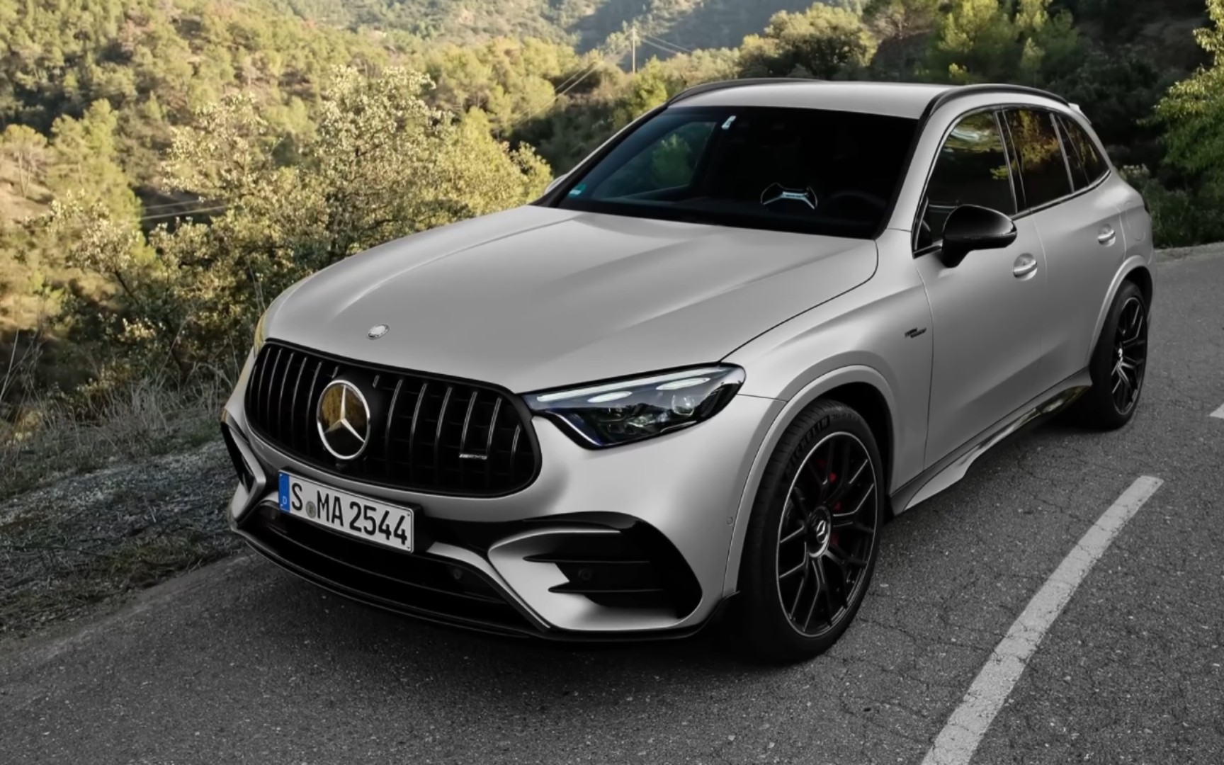 2024 mercedes-amg glc 63 s e