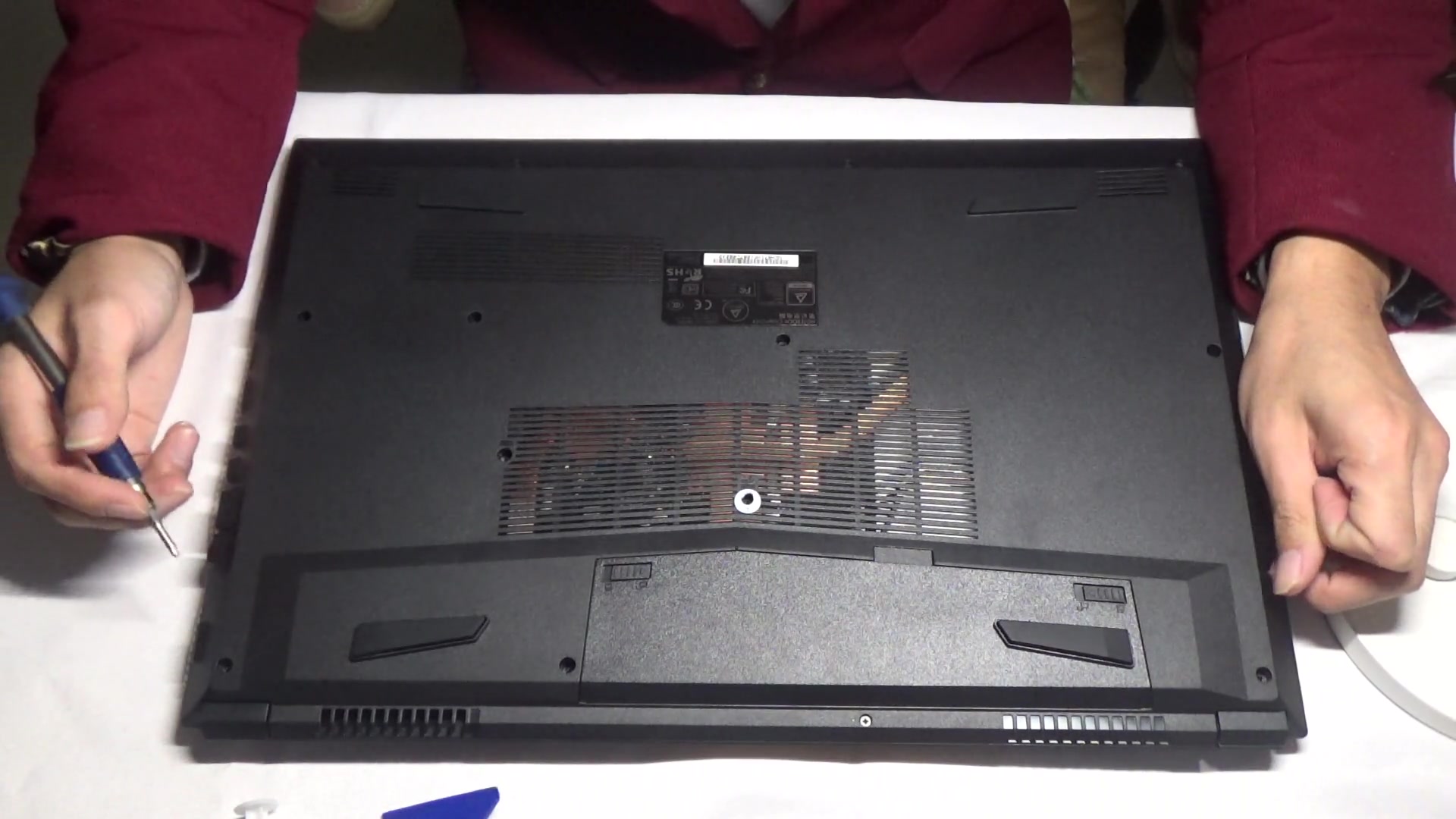 小秋搞机视频第七集蓝天n870hk系列拆机视频教程未来人类dr7神舟战神