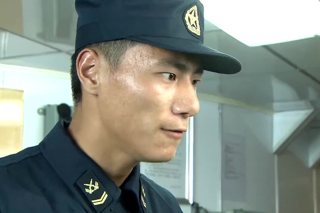 【火蓝刀锋】303幽灵潜艇现身,龙百川出海寻找_哔哩哔哩_bilibili