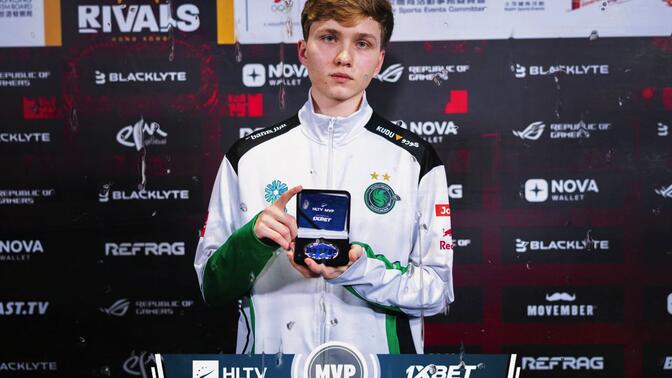 “汹涌的感觉在扑面而来，我知道那叫做不甘心”