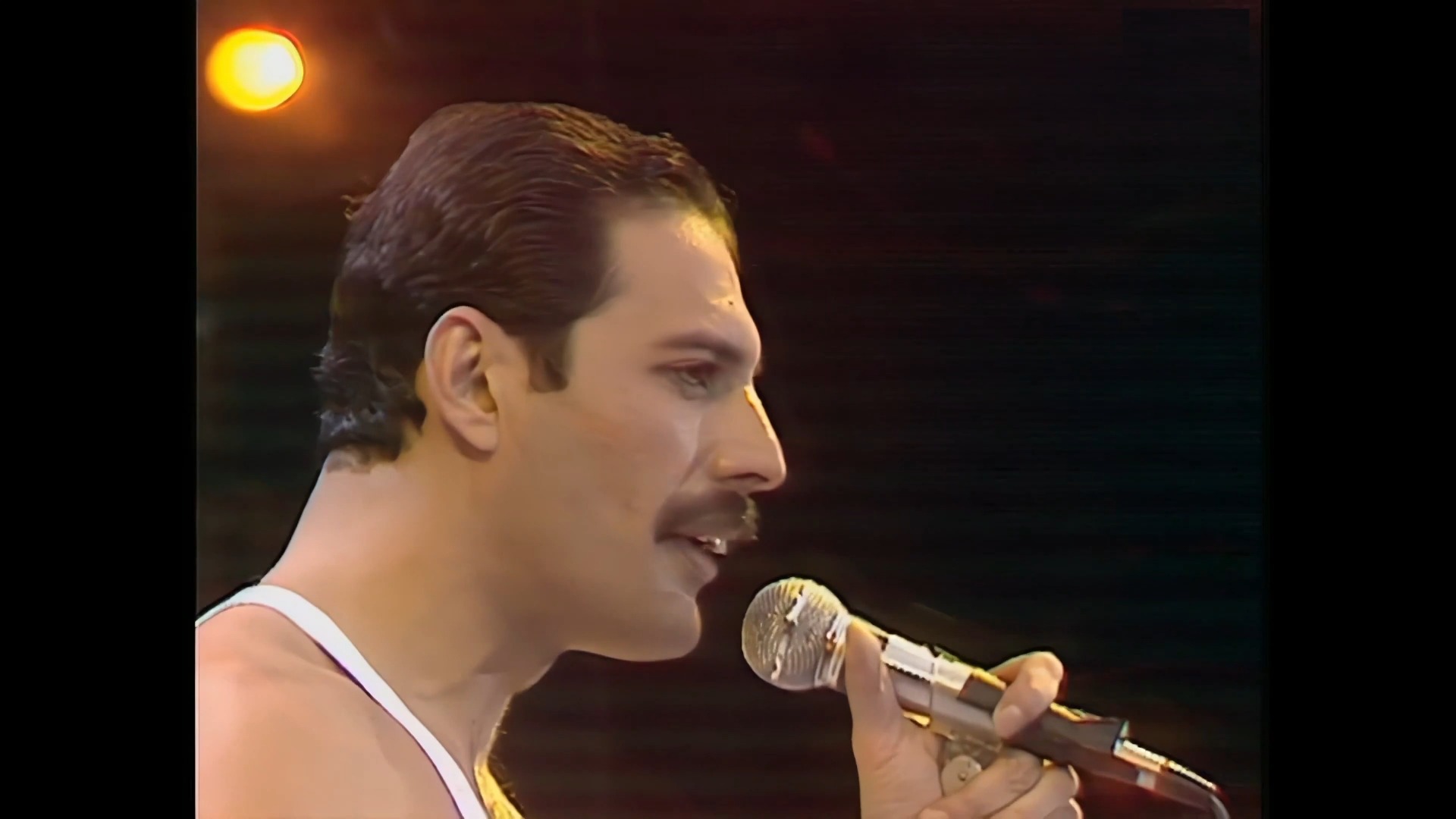 【4k】皇后乐队 - 1985 拯救生命 大型摇滚乐演唱会