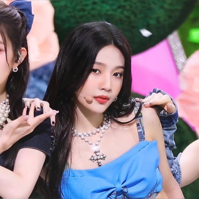 joy朴秀荣 queendom直拍 美女子一定要幸福ya!