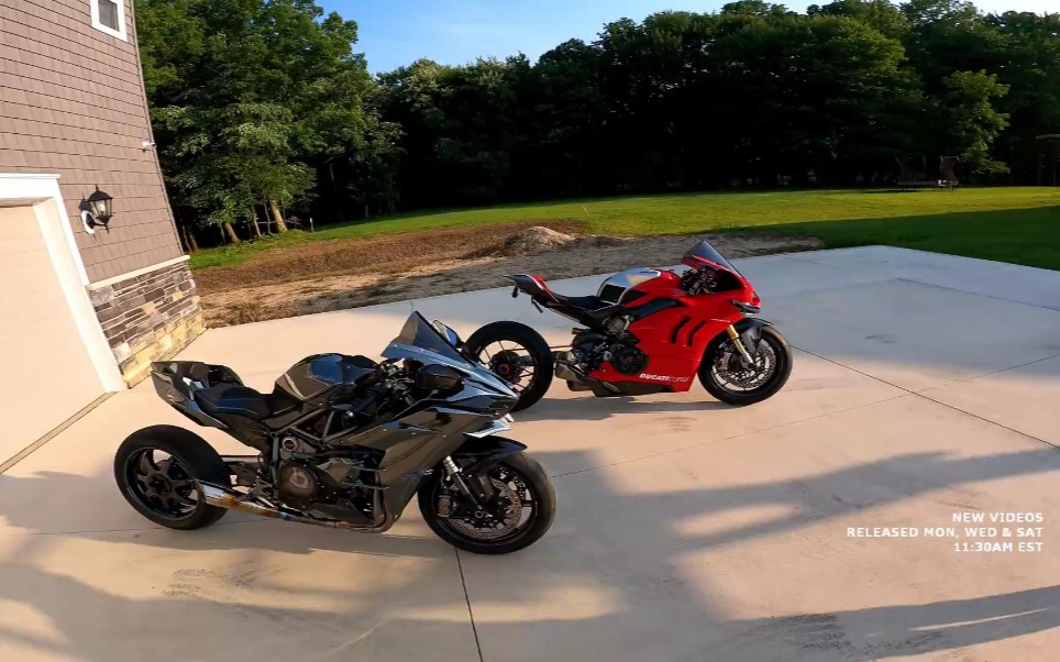 杜卡迪ducati v4 r与川崎h2(351hp)_哔哩哔哩_bilibili