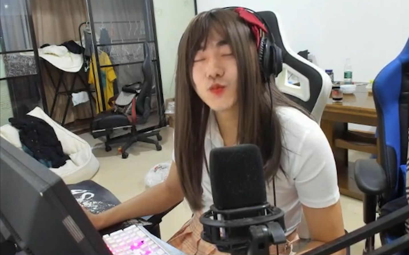 白给秀66csgo茄子进来领老婆