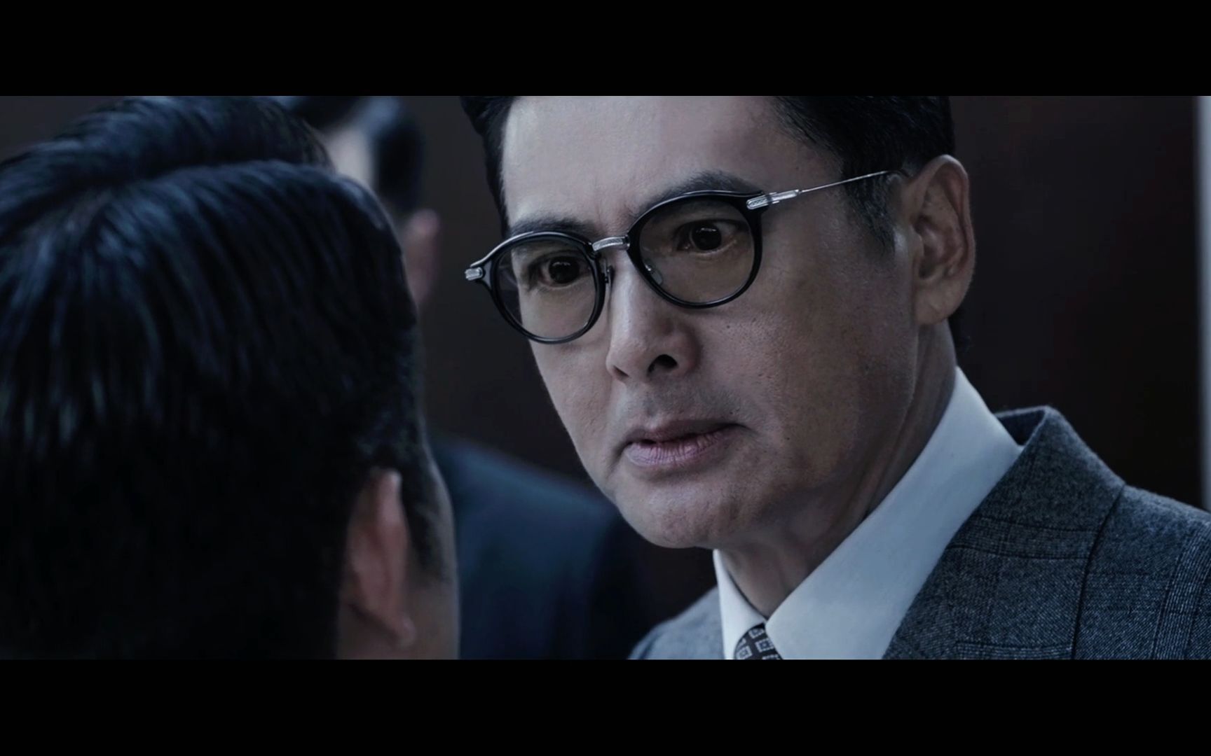 电影:昔日师弟宣战,周润发:我要想当律政司长,还轮不到你