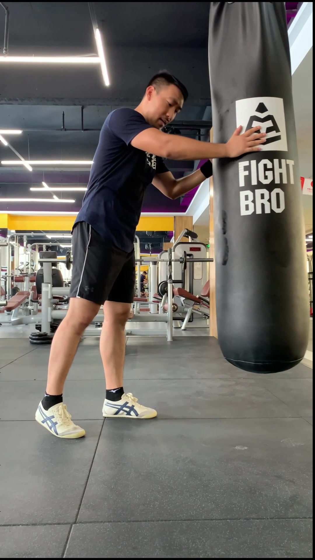 顶膝基础训练技巧,新手必学!