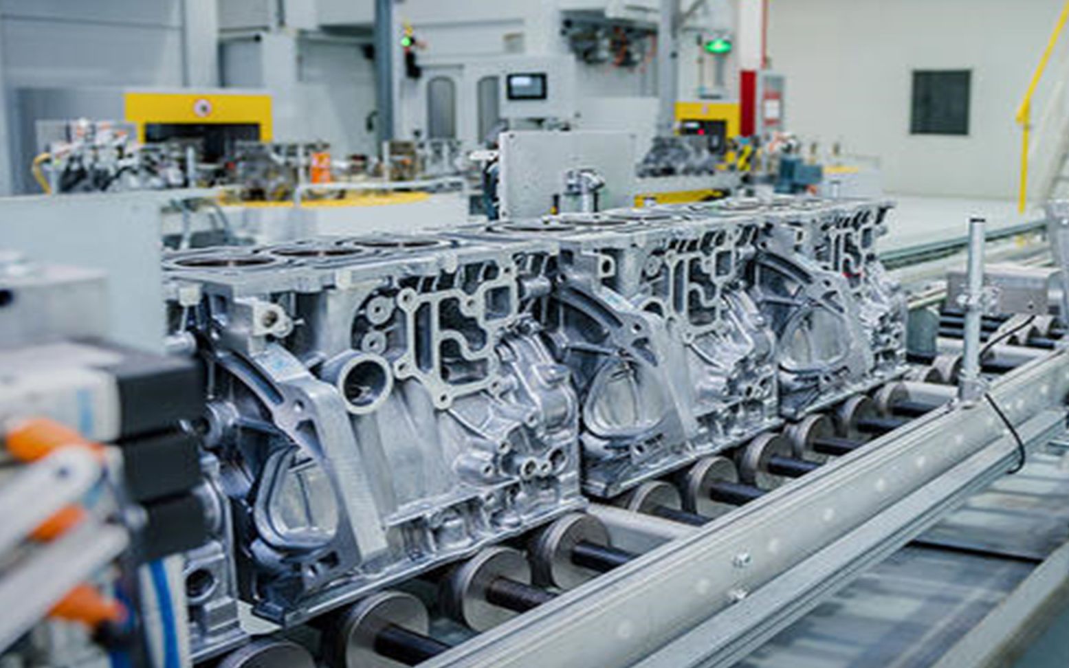 汽车工厂常见的发动机缸体组装线体及摩擦书输送线的设计要点详解!