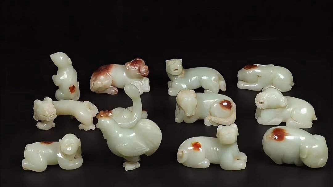 清代 和田玉"十二生肖"雕件一套