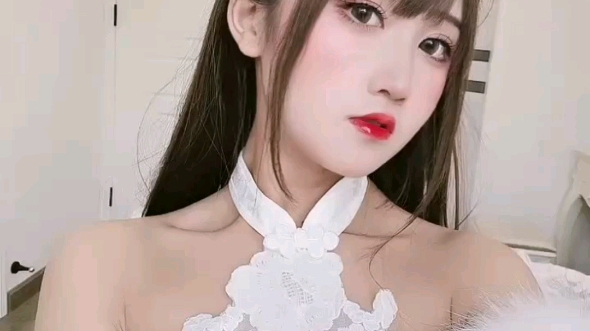 白旗袍哔哩哔哩bilibili