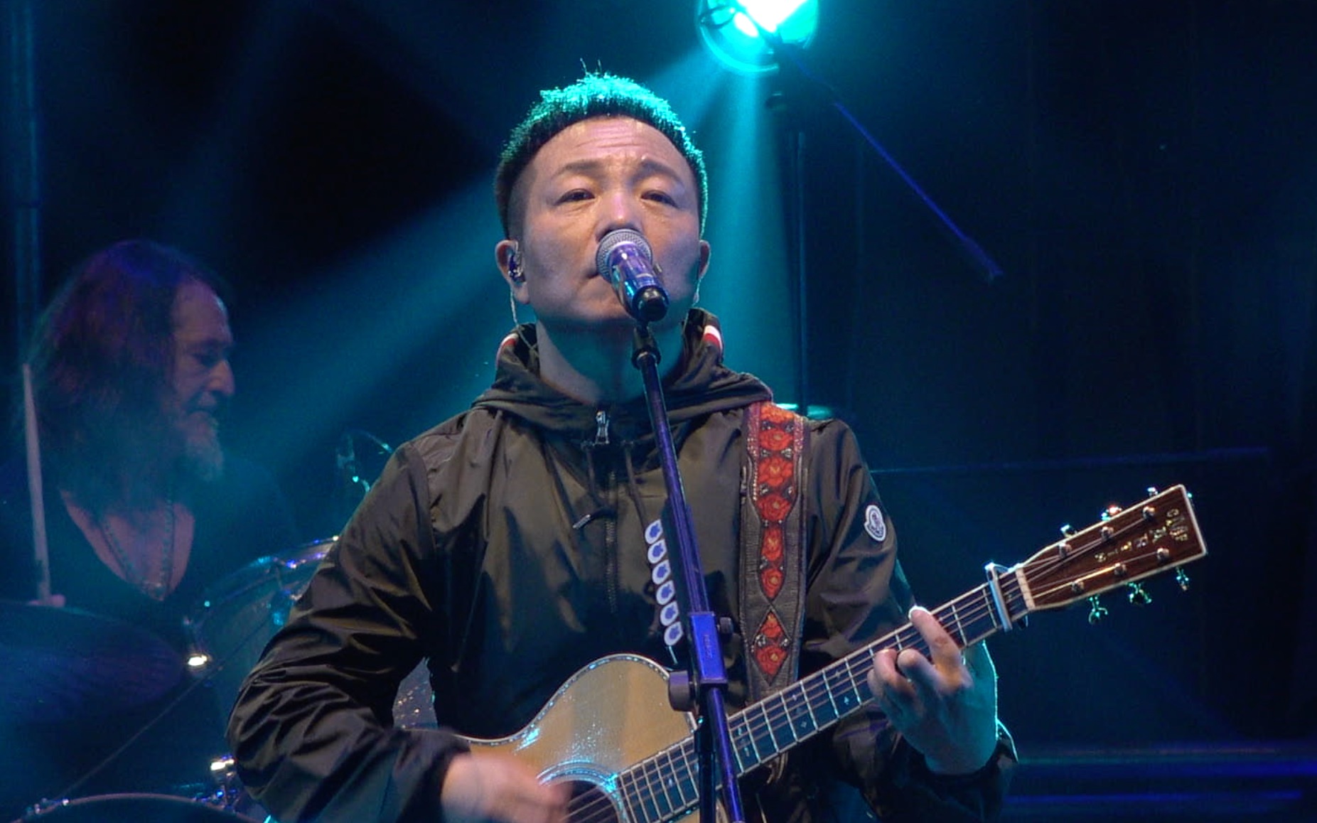 许巍2019重庆草莓音乐节 4k超高清完整现场(上)-fabregas7-默认收藏夹