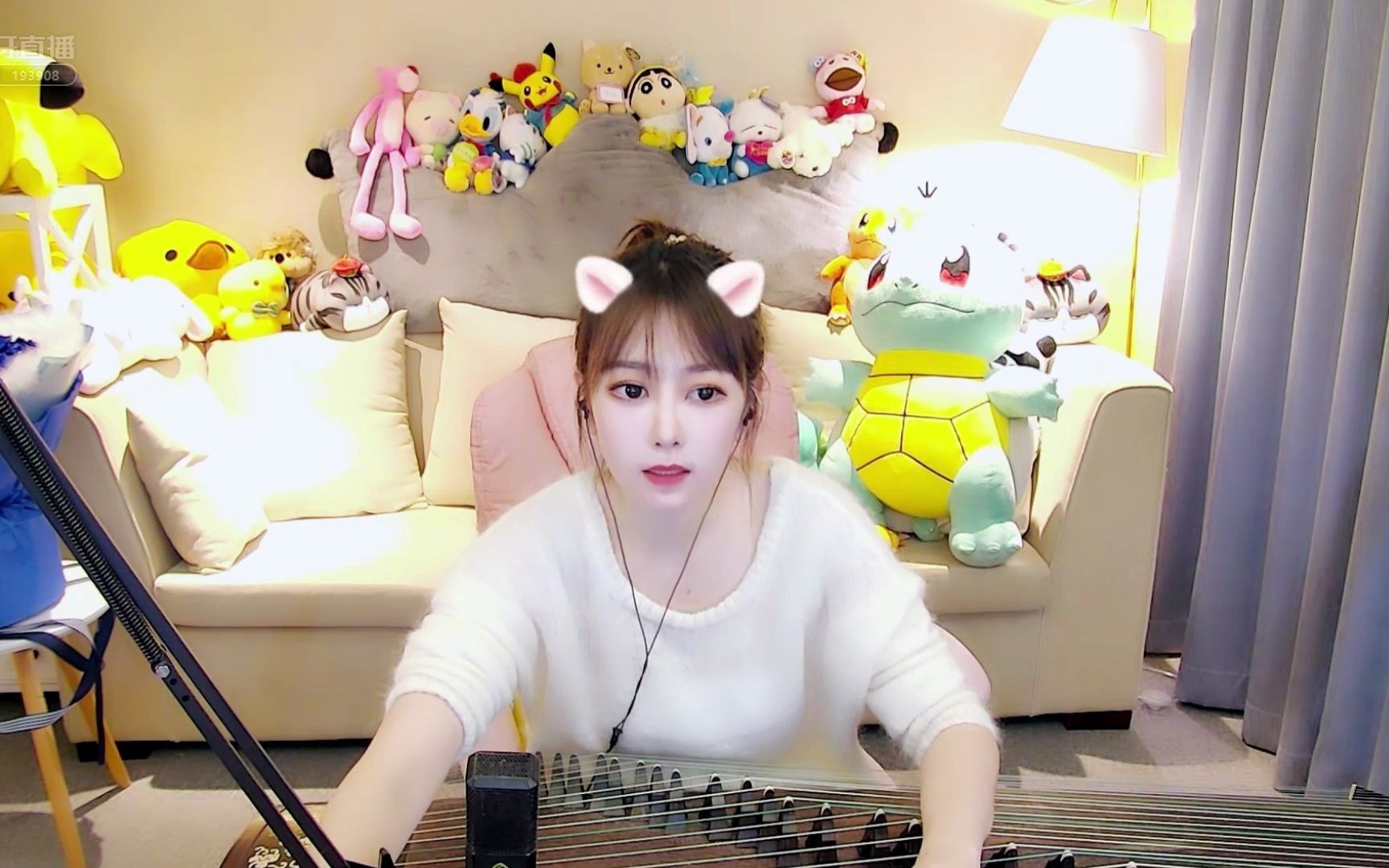 2020-10-07-19 02虎牙小月月 古筝美女 直播回放