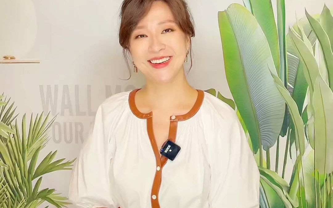 caroline涵涵姐-涵姐析 职场中沟通的效率有多重要?