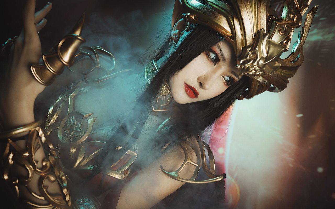 【竖屏】美杜莎女王,简直纯欲天花板!_哔哩哔哩_bilibili