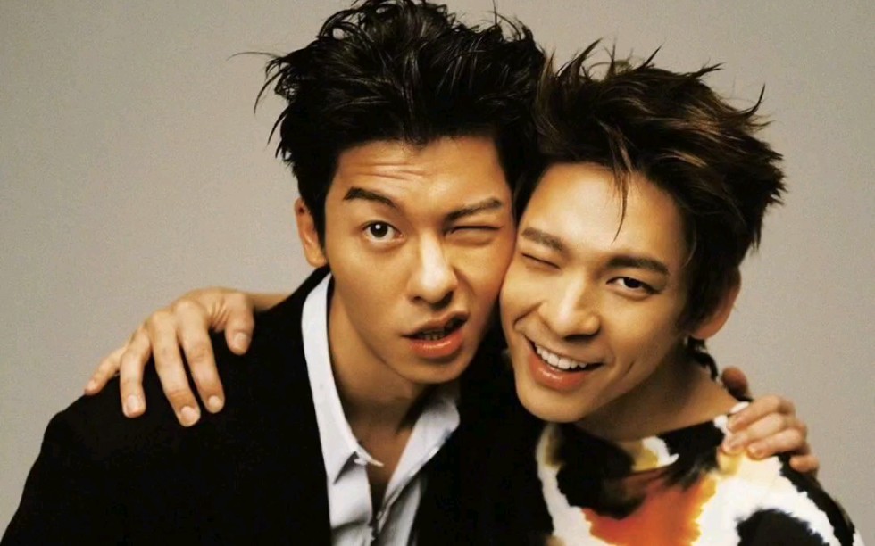 许光汉与林柏宏共登elle tw二月刊封面