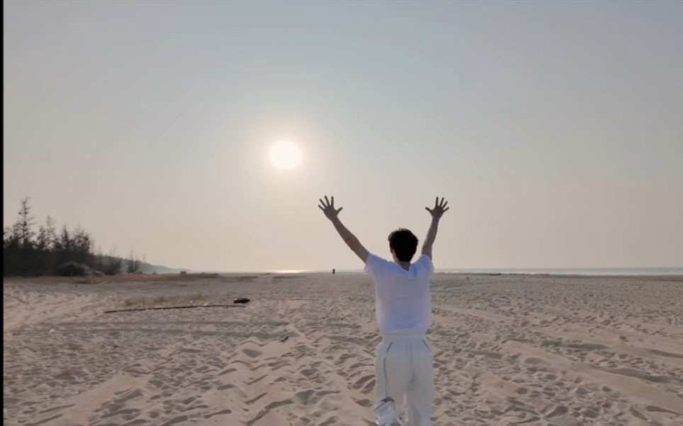 恣意洒脱的少年